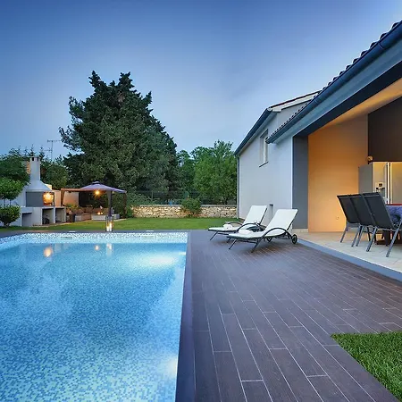 Ferienhaus Entini