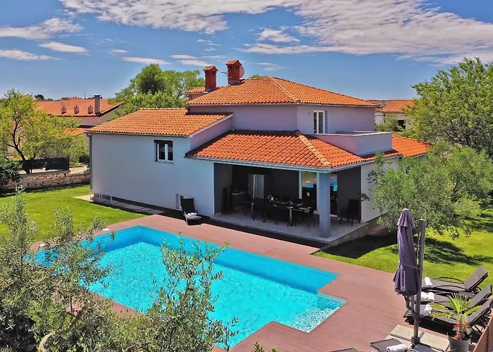 Villa Entini *