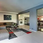 Entini